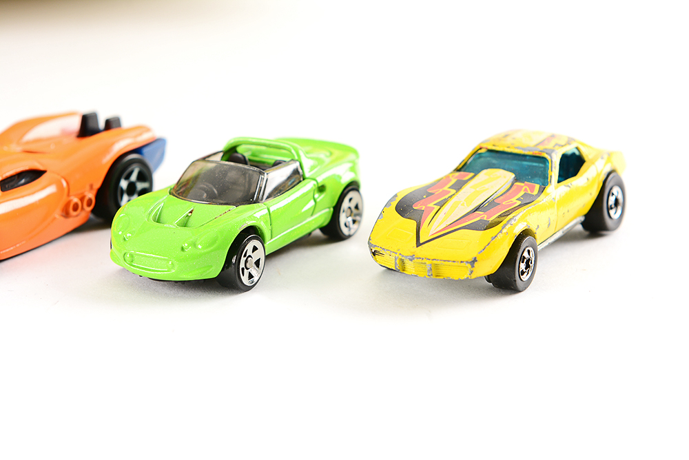 Hot Wheels Country Life Play Set with Metal Lunch Box