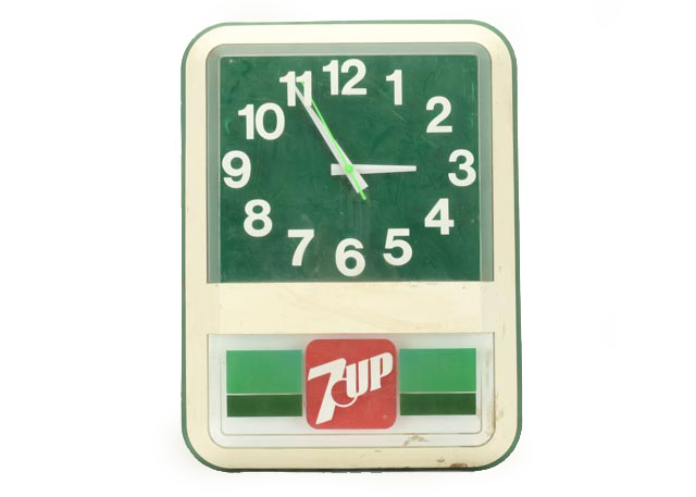Vintage Advertising 7up Wall clock