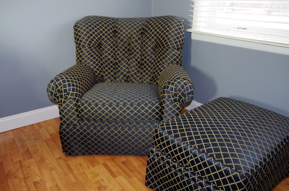 Pembrook Chair Corp. Club Chair with Ottoman
