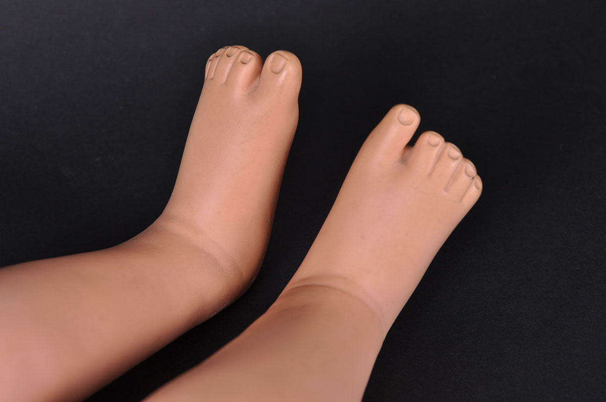 Vintage 1960 Whimsey "Hedda Get Bedda" Doll