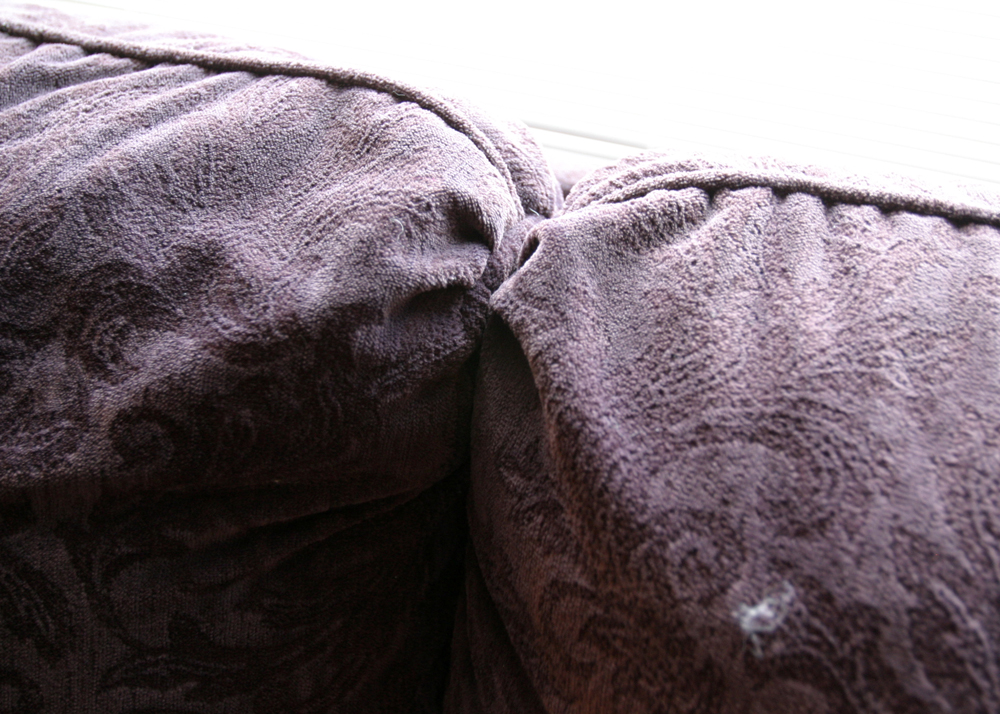 Clayton Marcus Love Seat in Eggplant