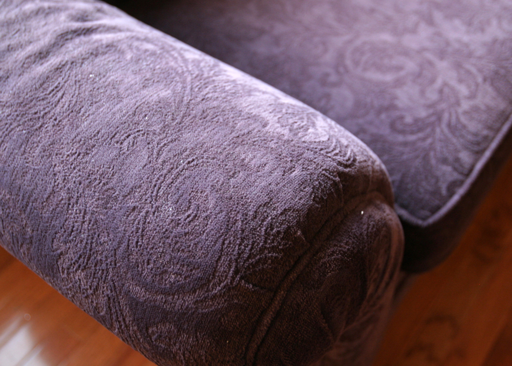 Clayton Marcus Love Seat in Eggplant