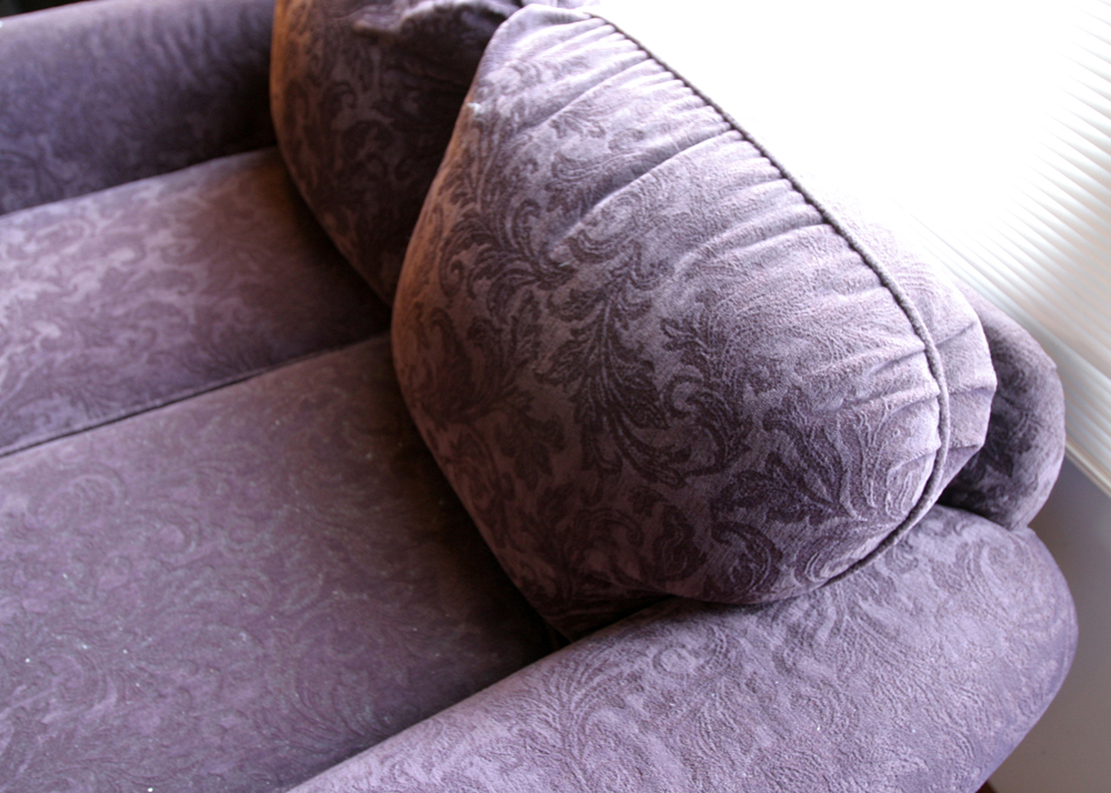 Clayton Marcus Love Seat in Eggplant