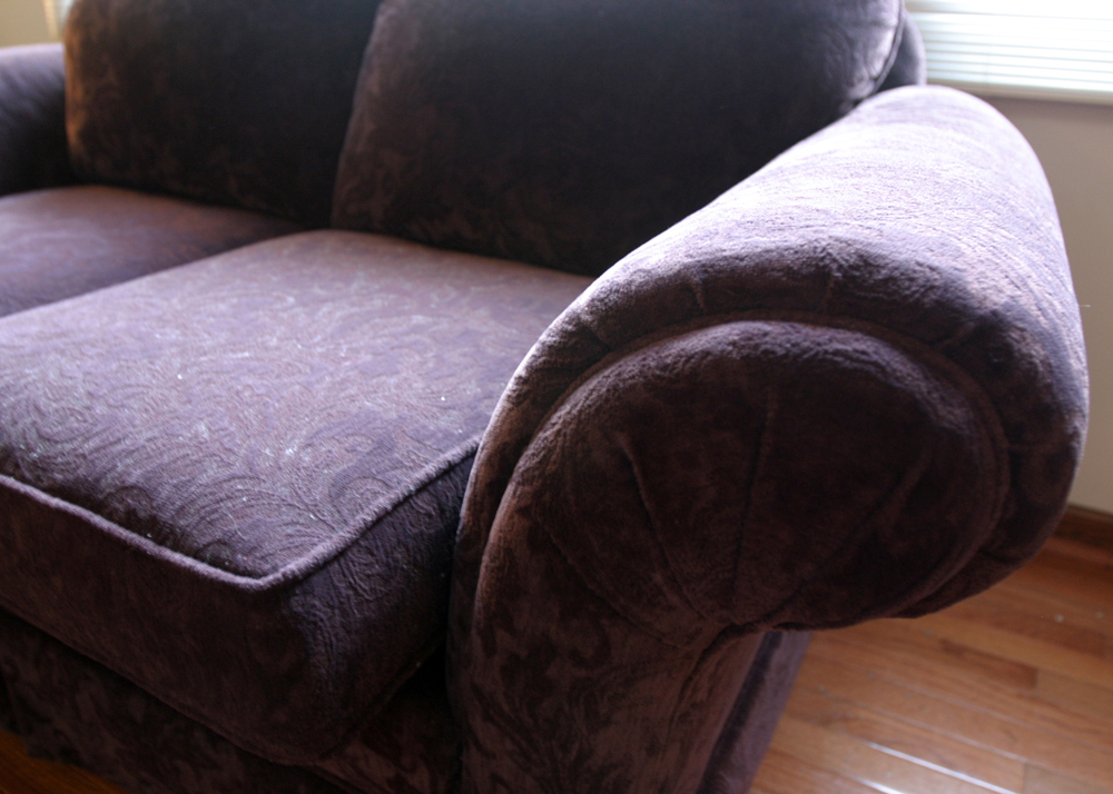 Clayton Marcus Love Seat in Eggplant
