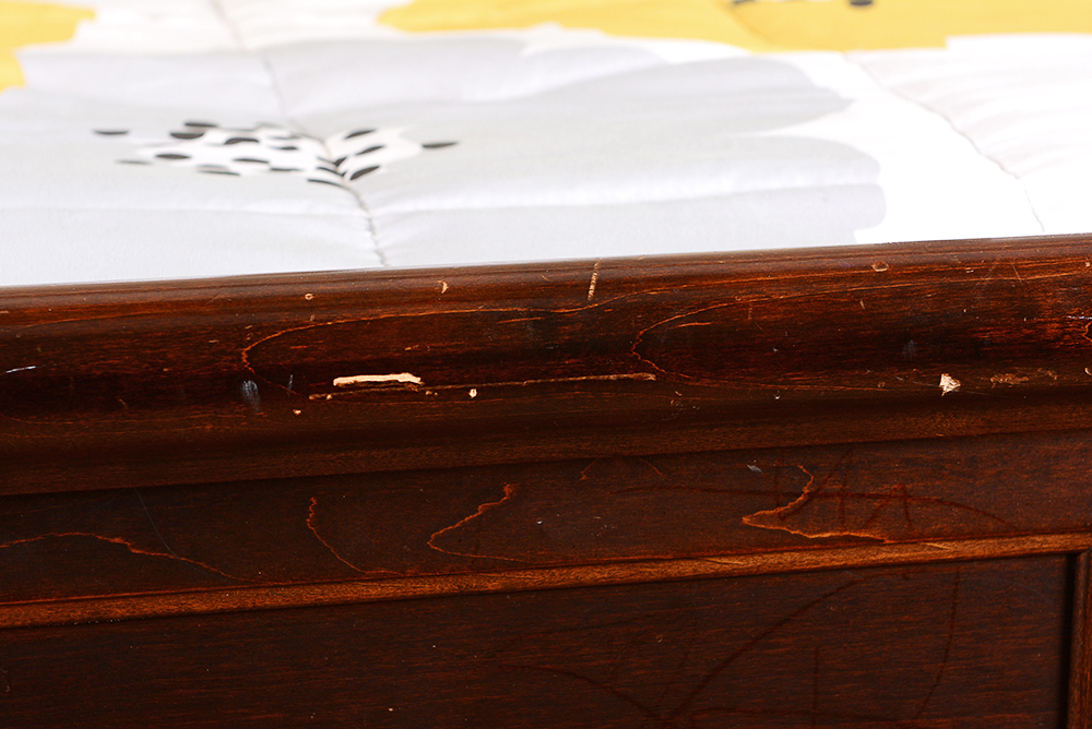 King Mahogany Sleigh Bed