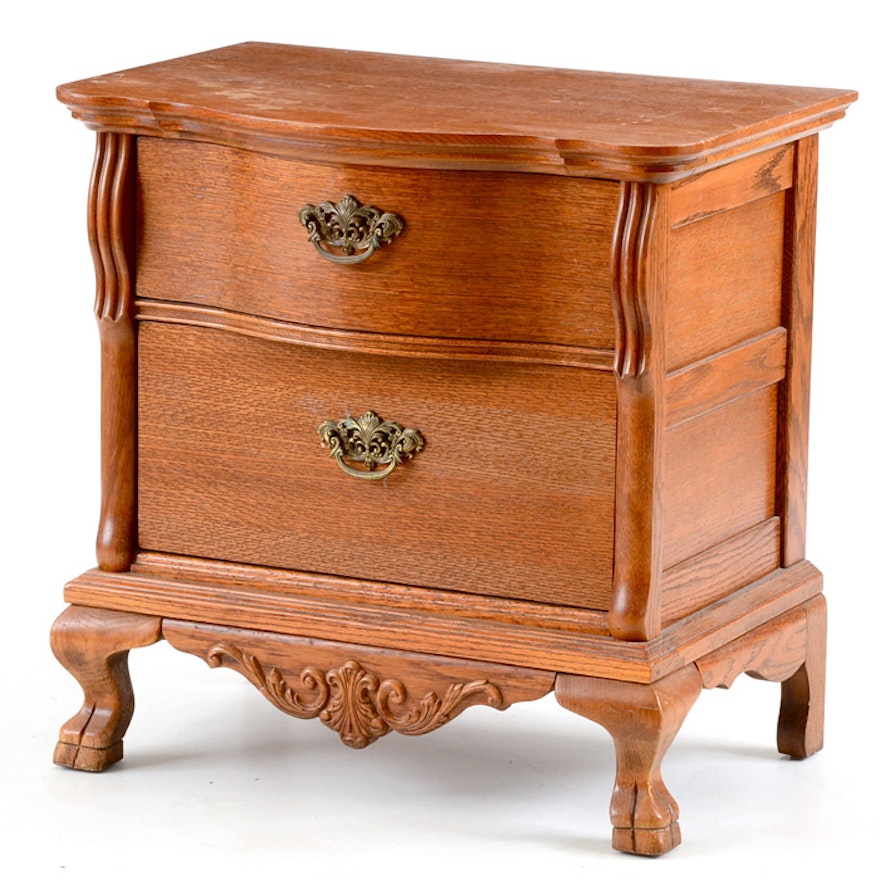Lexington Furniture Victorian Sampler Collection - Nightstand