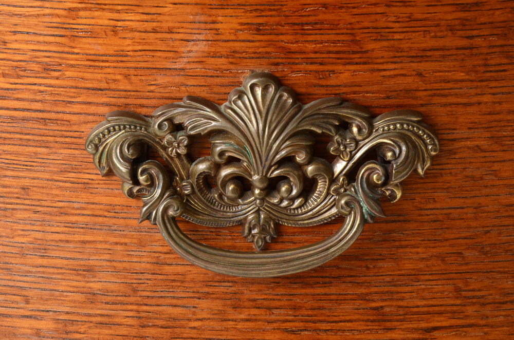 Lexington Furniture Victorian Sampler Collection - Nightstand