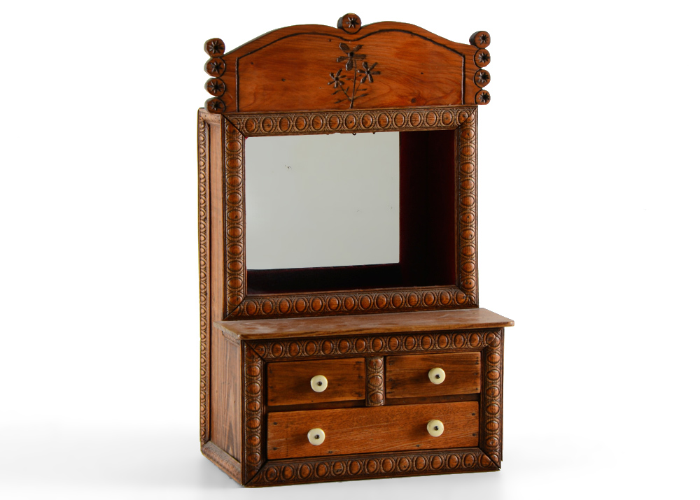 Folk Art Jewelry Chest