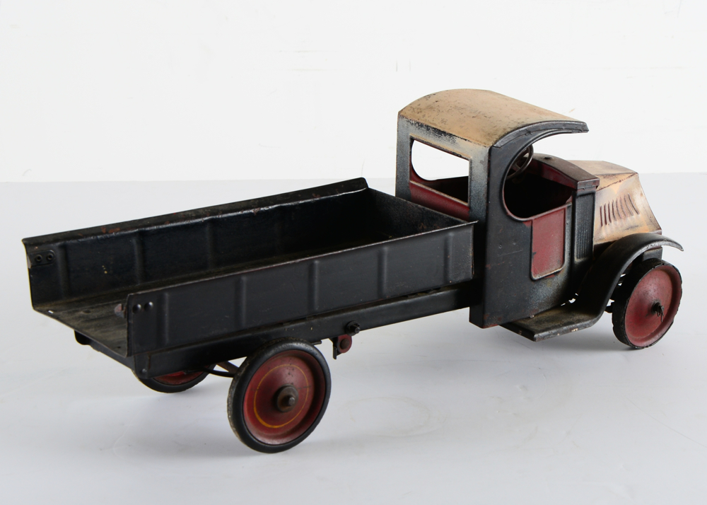 Vintage Steelcraft by Murray Mack Dump Truck