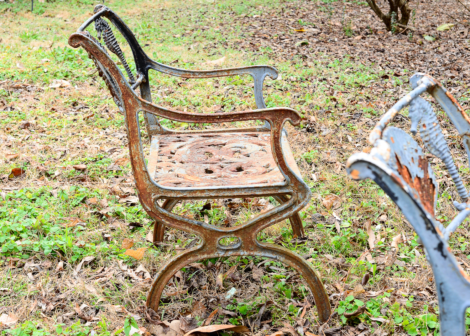 1940s Hollywood Regency Cast Aluminum Patio Chairs by Molla