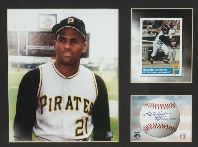 Roberto Clemente Toon Art Display
