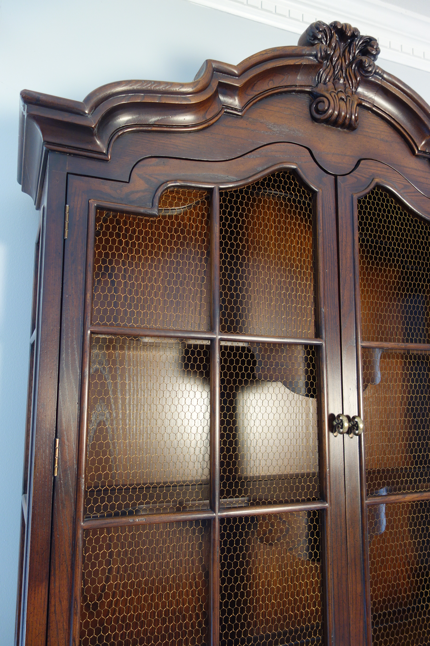 Henredon Four Centuries Vintage Lighted Secretary