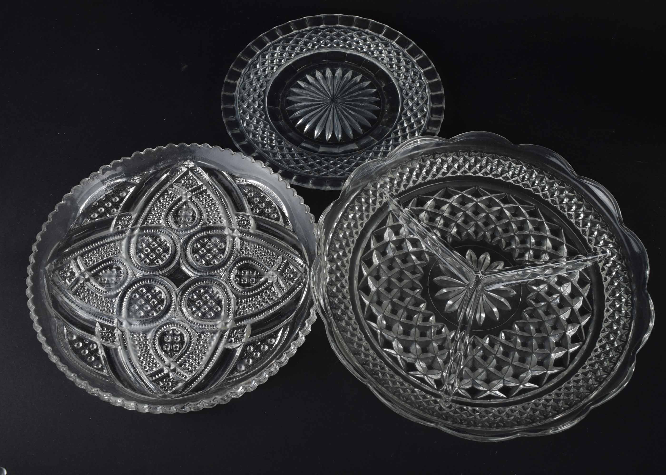 Extensive Glass Serving Ware Group