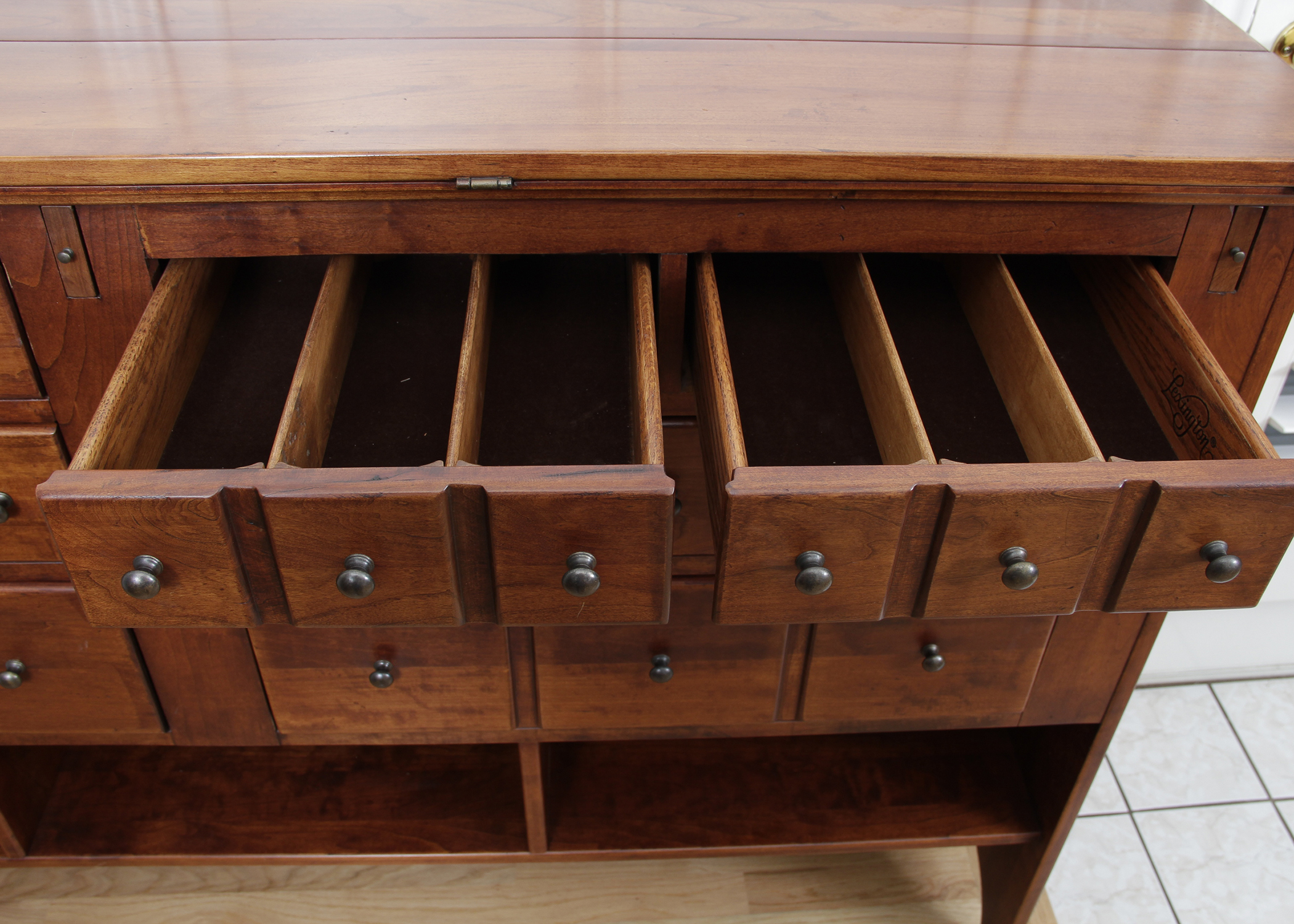 Lexington Old Salem Collection Hinged Top Server