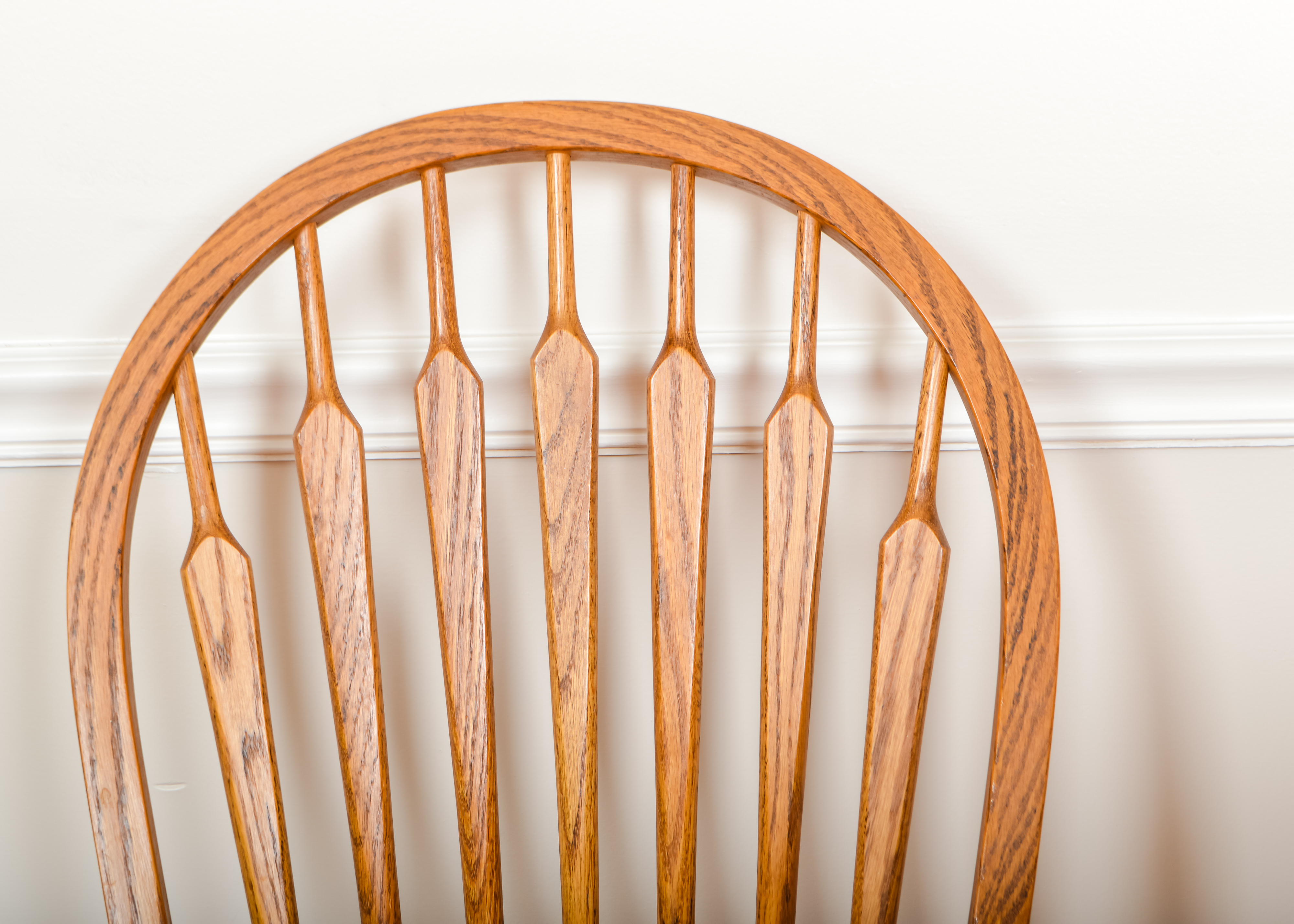 Oak Round Kitchen Table with Matching Chairs