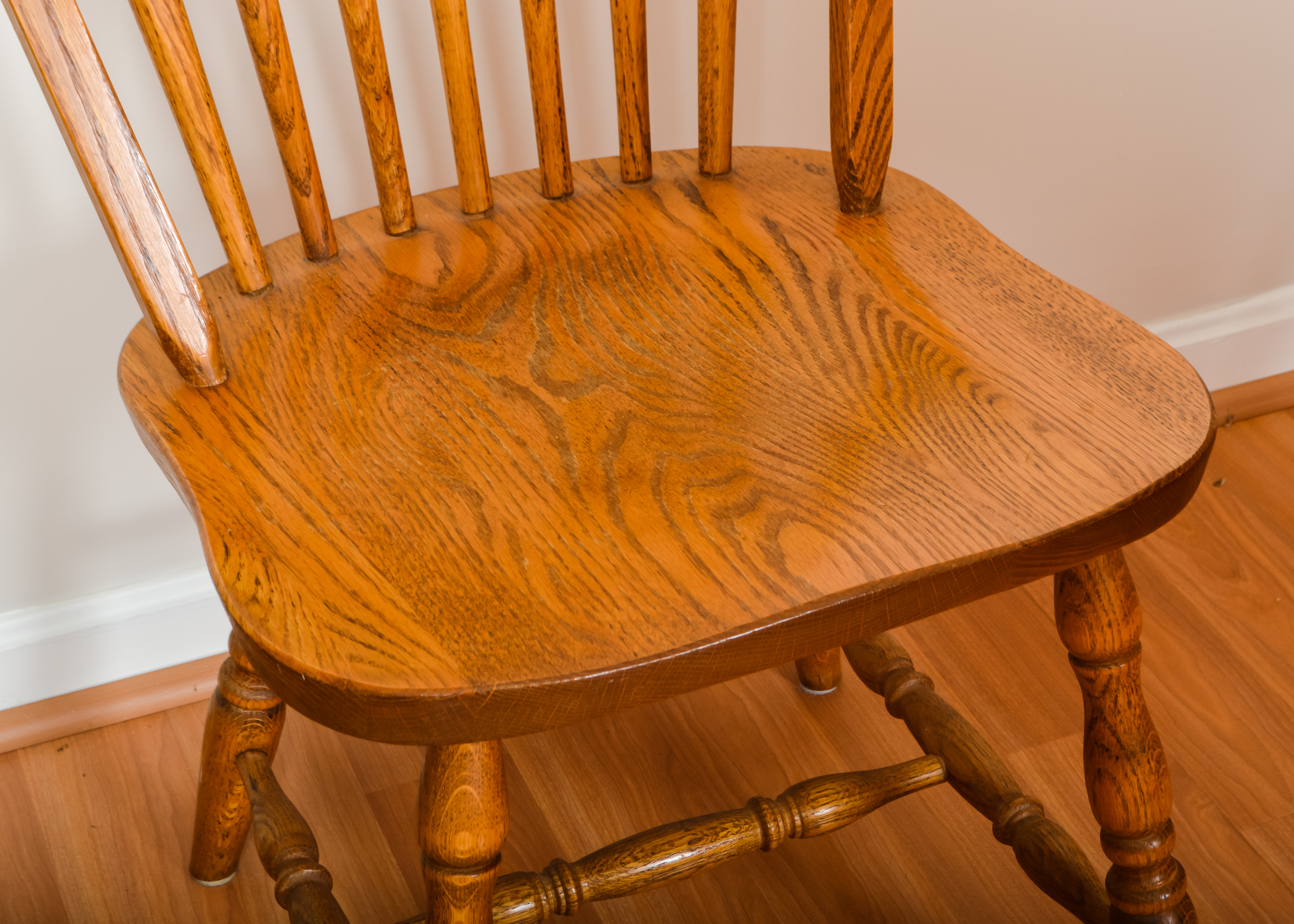 Oak Round Kitchen Table with Matching Chairs