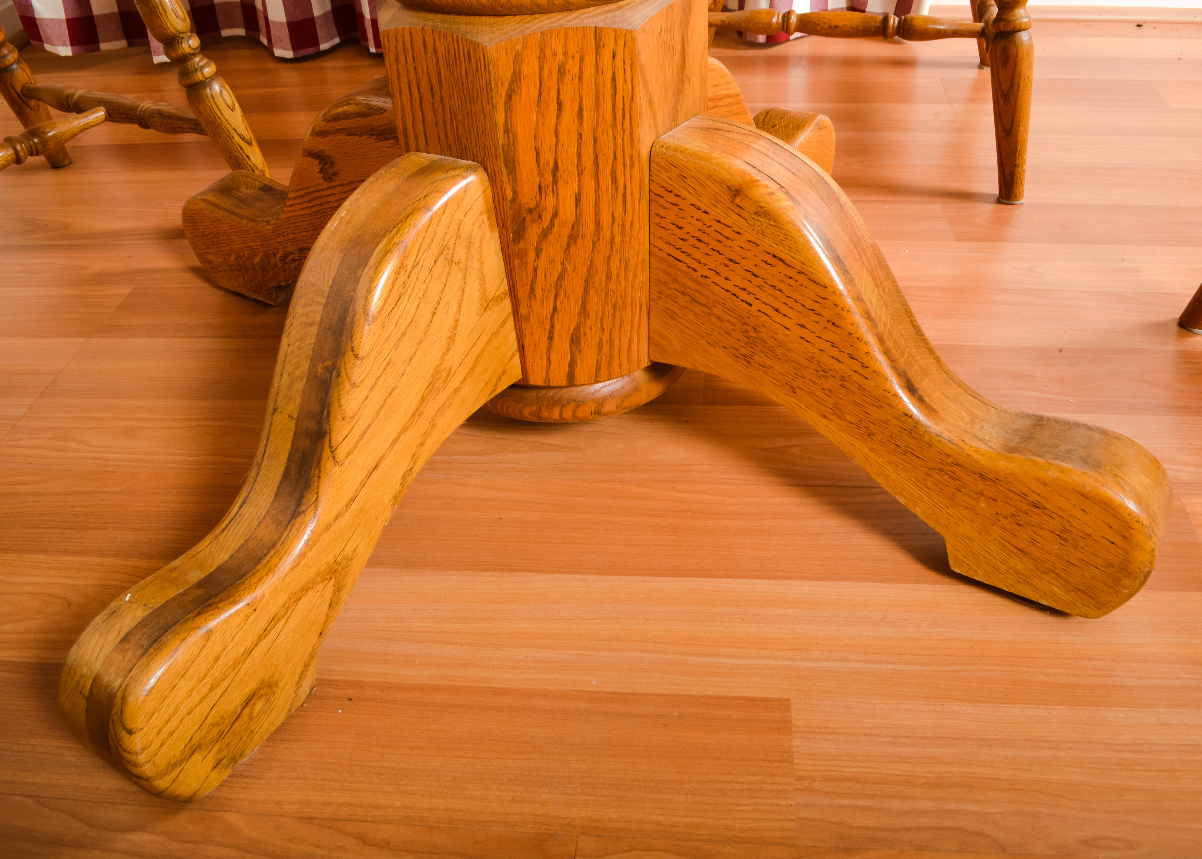 Oak Round Kitchen Table with Matching Chairs