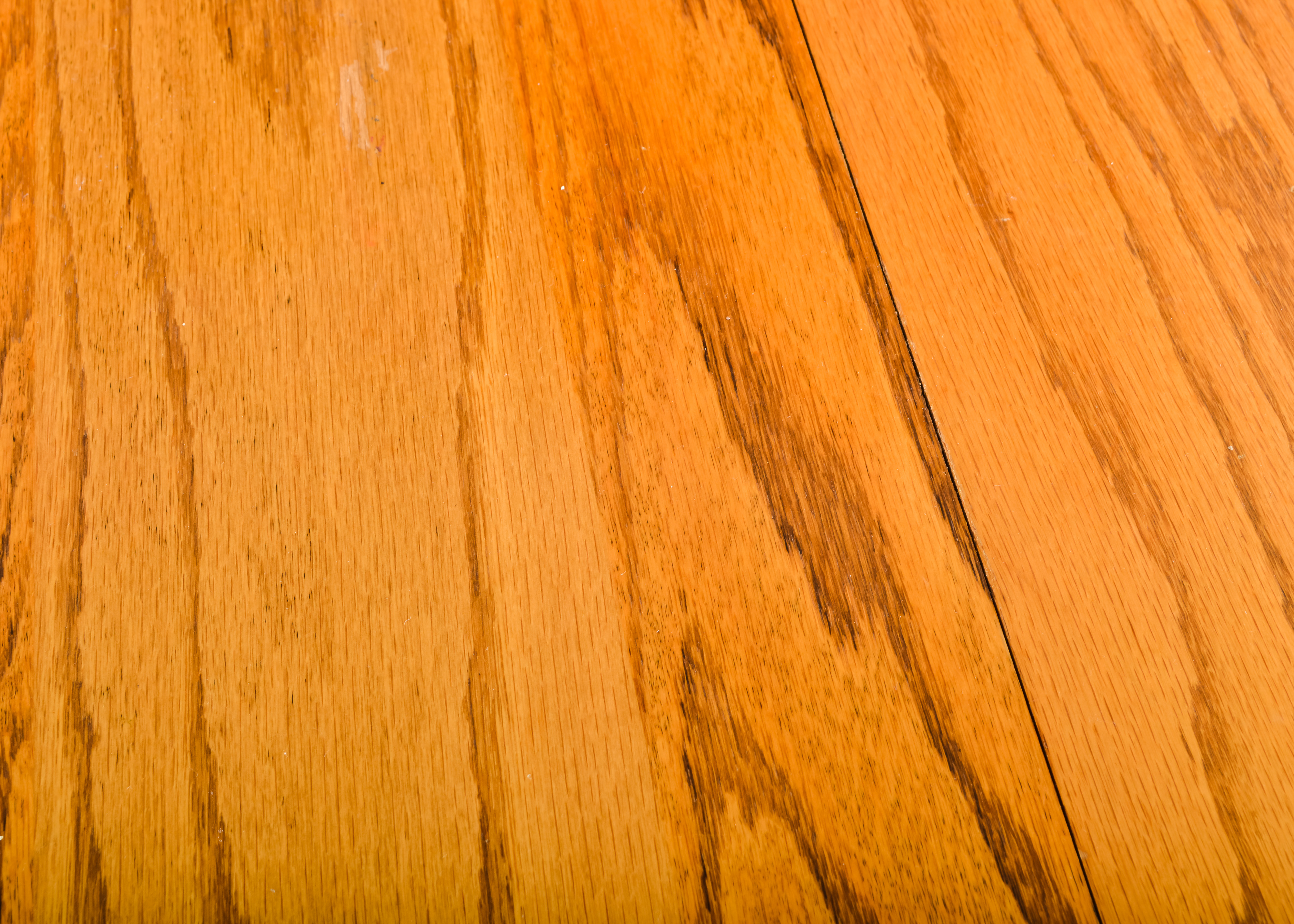 Oak Round Kitchen Table with Matching Chairs