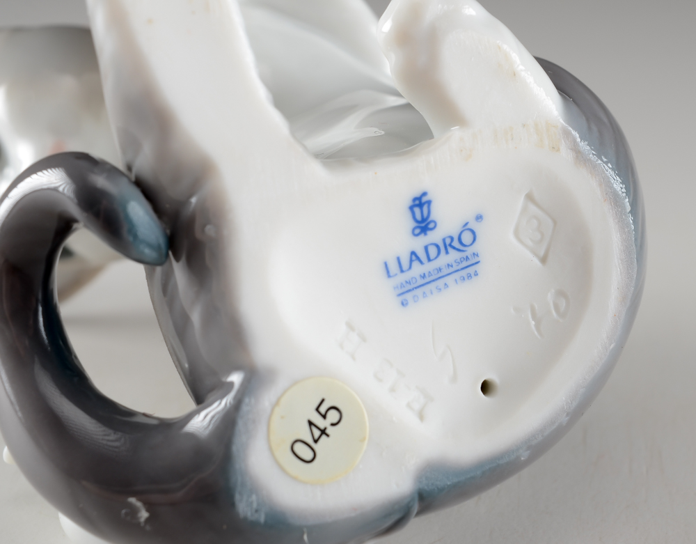 Lladro "Cat and Mouse" Porcelain Figurine