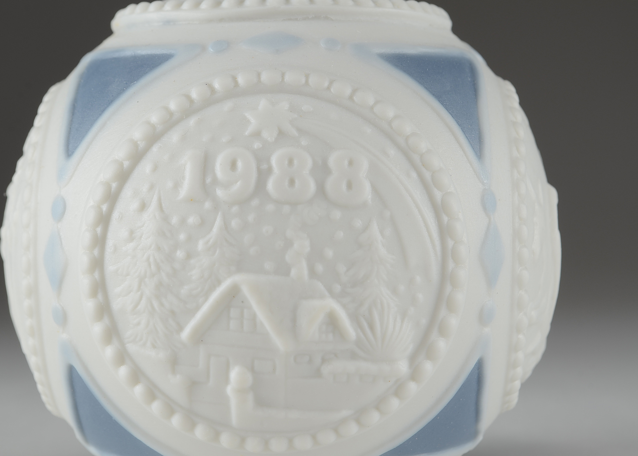 Lladro Christmas Porcelain Decoration