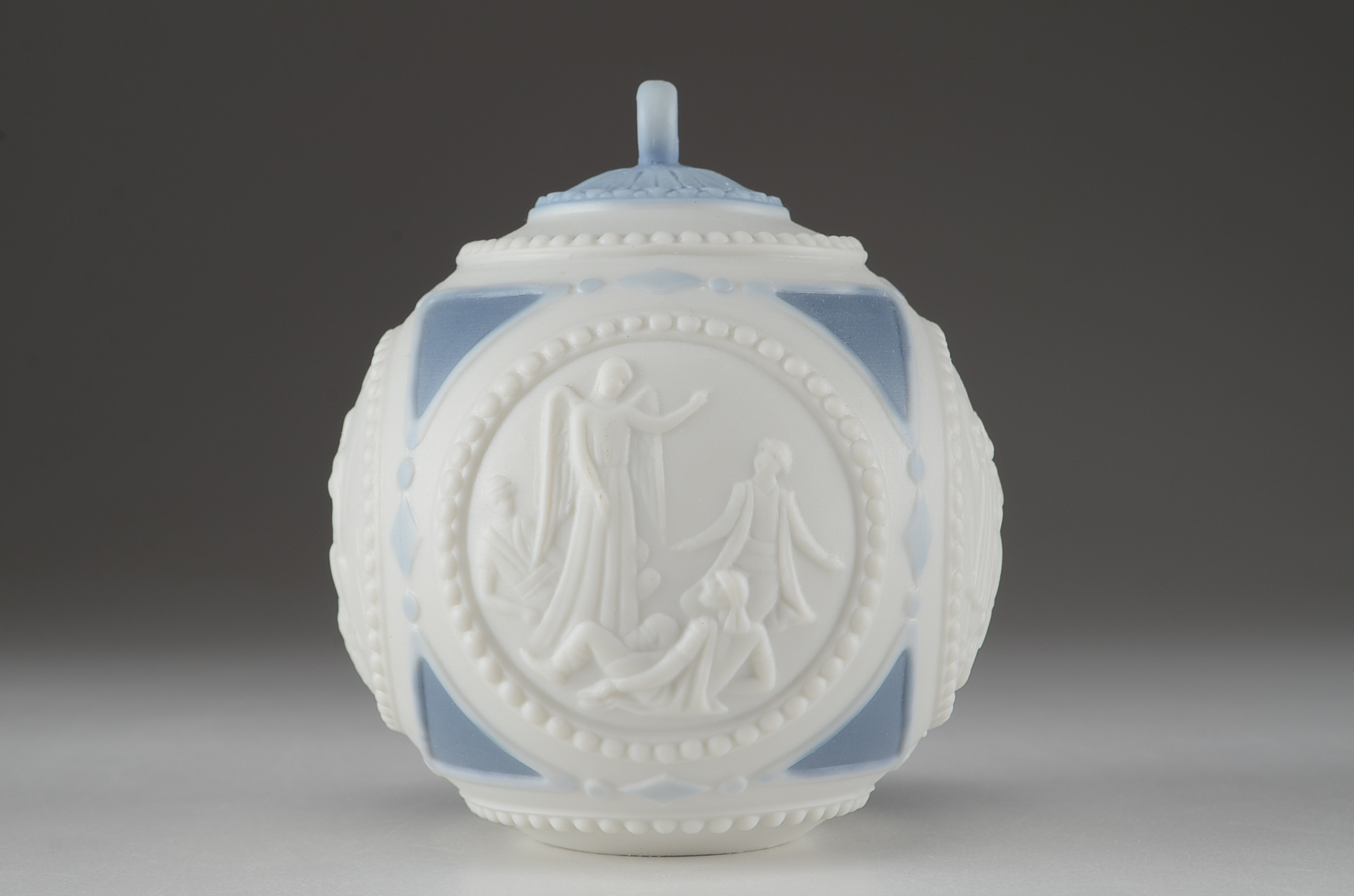 Lladro Christmas Porcelain Decoration