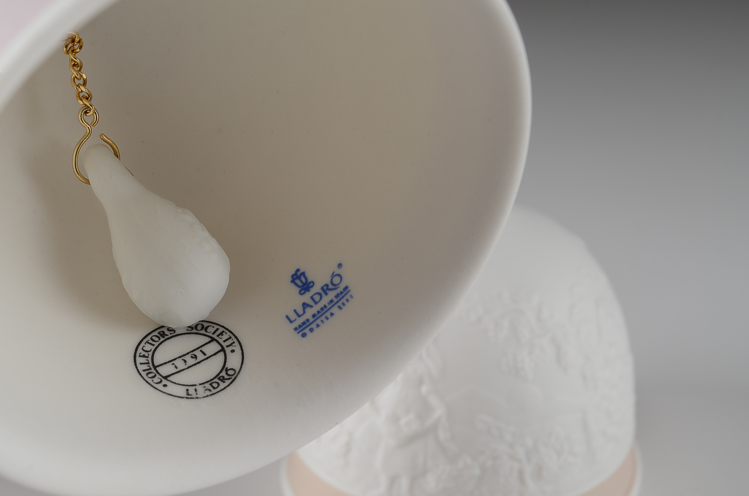 Lladro Christmas Porcelain Decoration