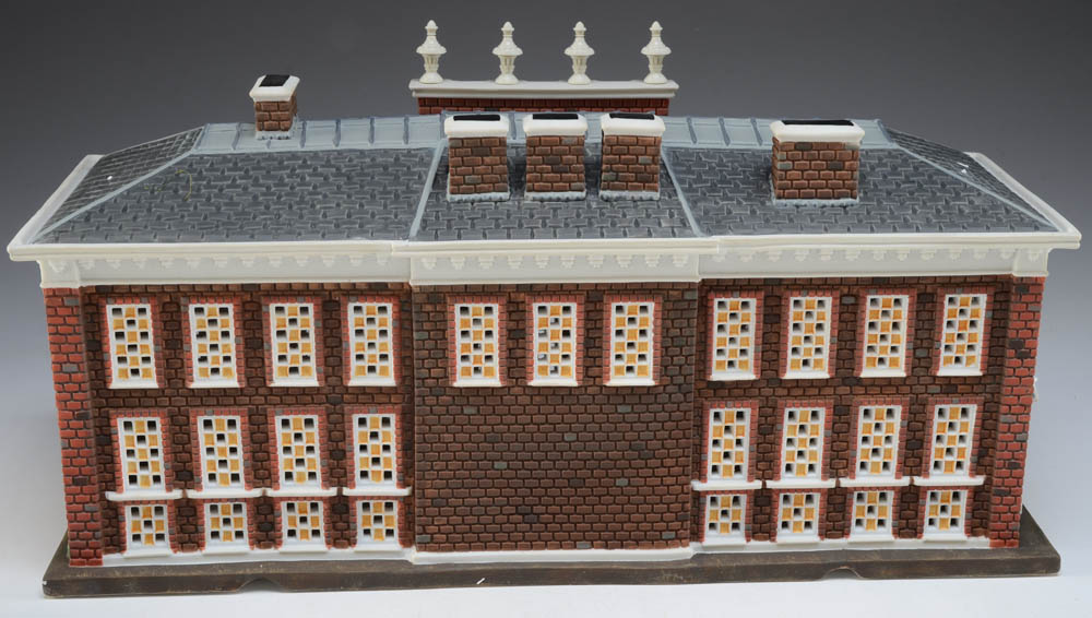 Department 56 Heritage Village "Kensington Palace"