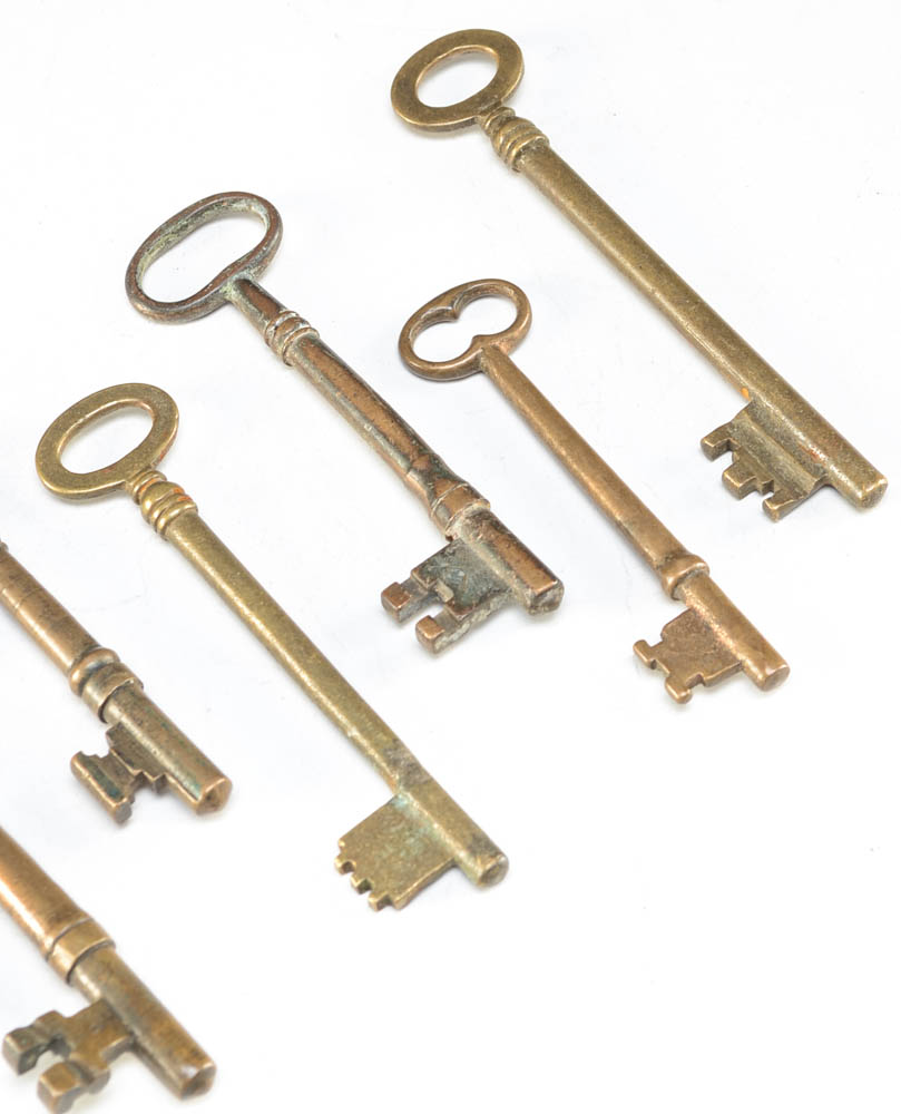 Vintage Skeleton Keys