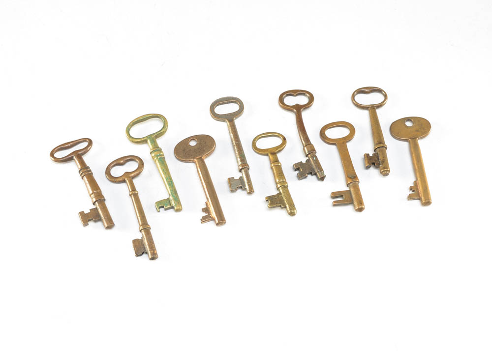 Selection of Vintage Brass Skeleton Keys