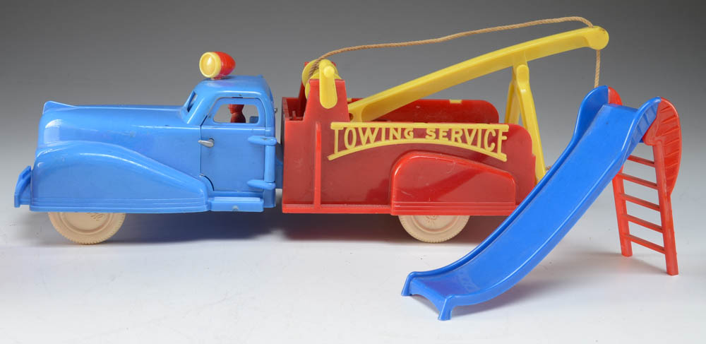 Vintage Renwal Dollhouse Furniture