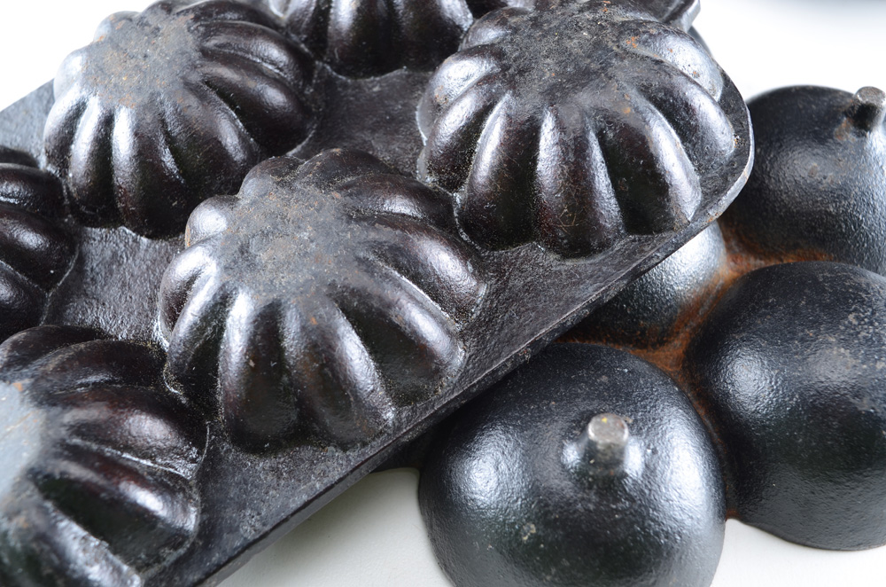 Cast Iron Cooking Pans