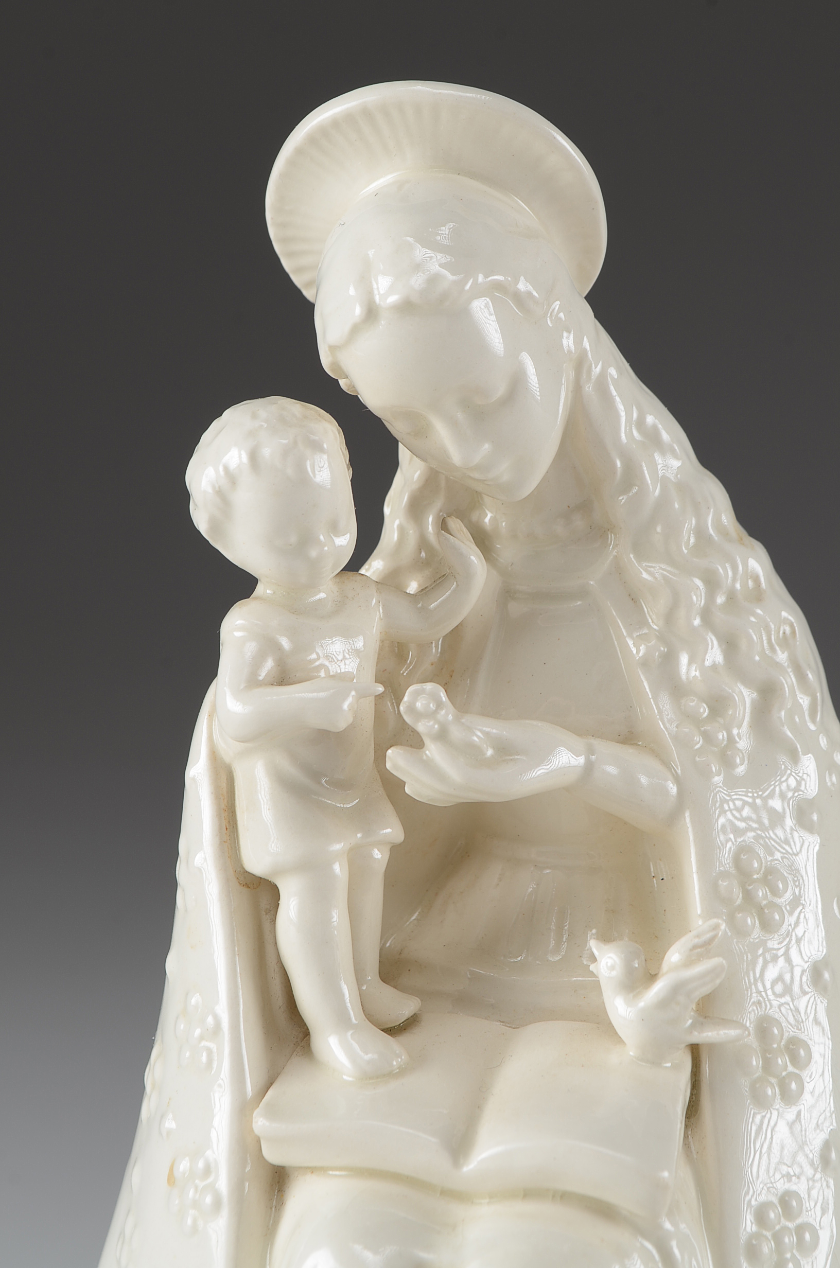 Hummel Virgin and Child, TMK-3