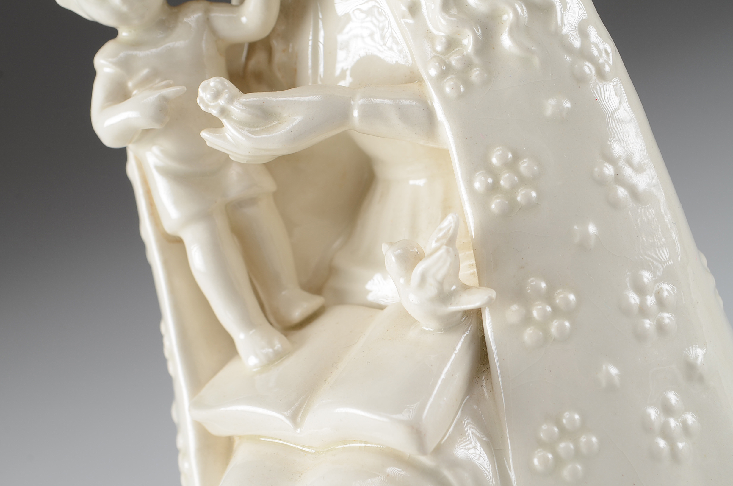 Hummel Virgin and Child, TMK-3