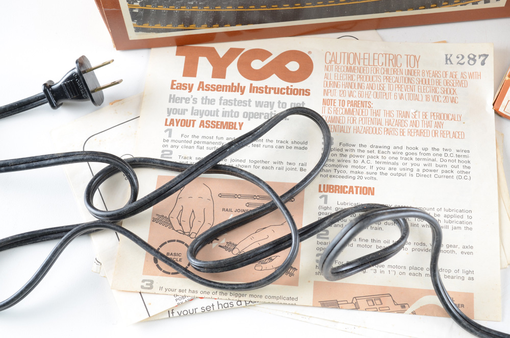 Tyco HO Scale Train Cars