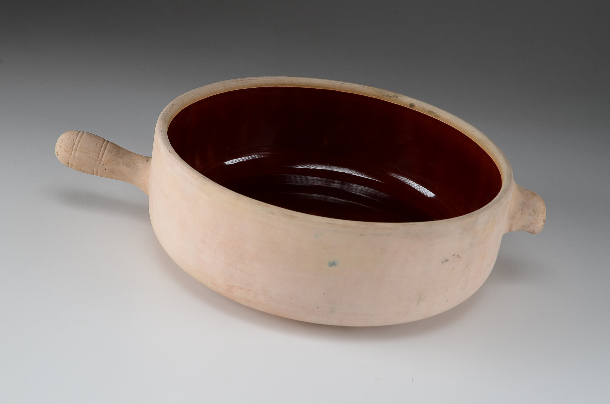 Large Solana Pottery Cooking Pot