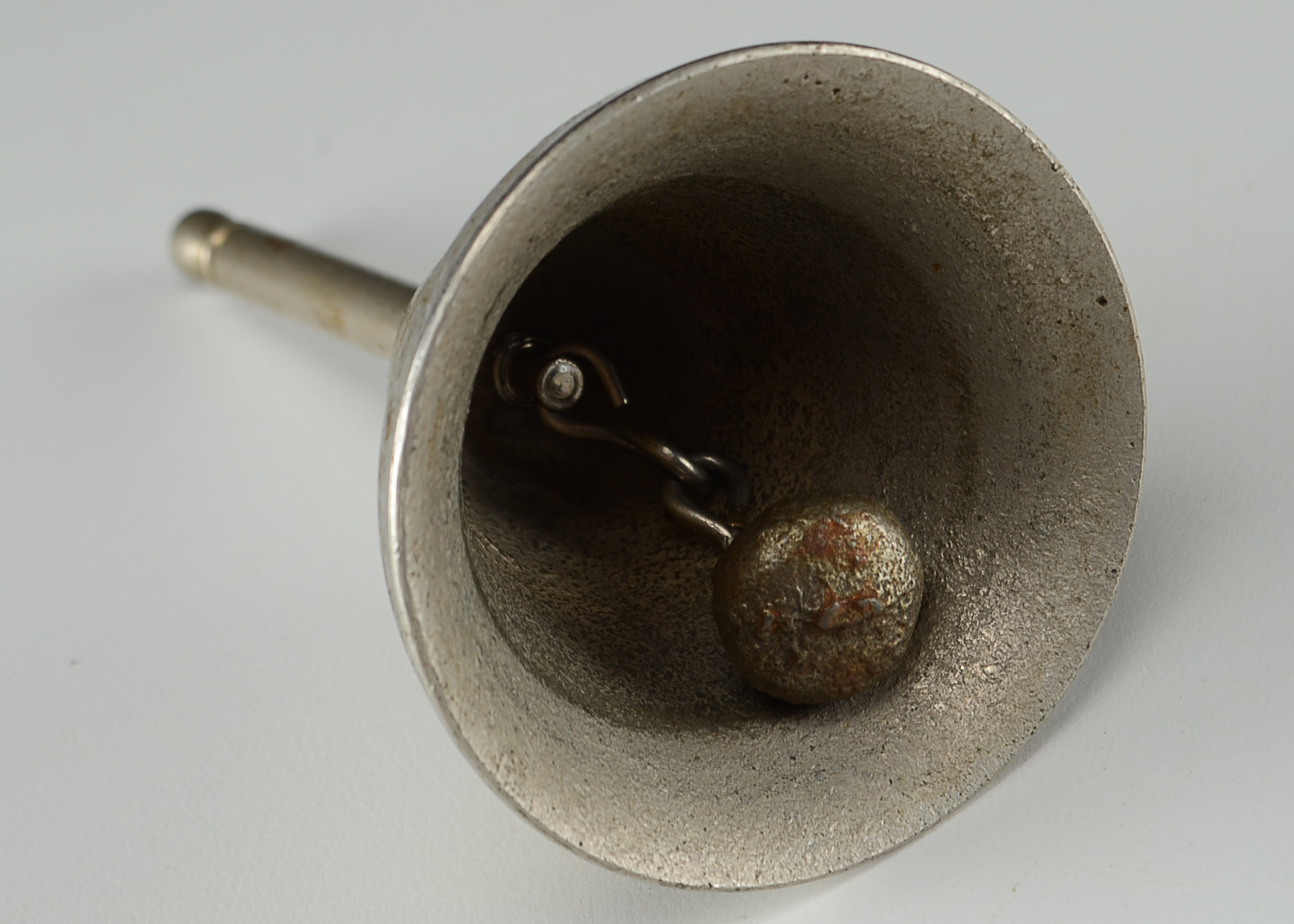 1930s/40s Advertising Cincinnati Verdin Bell Paperweight