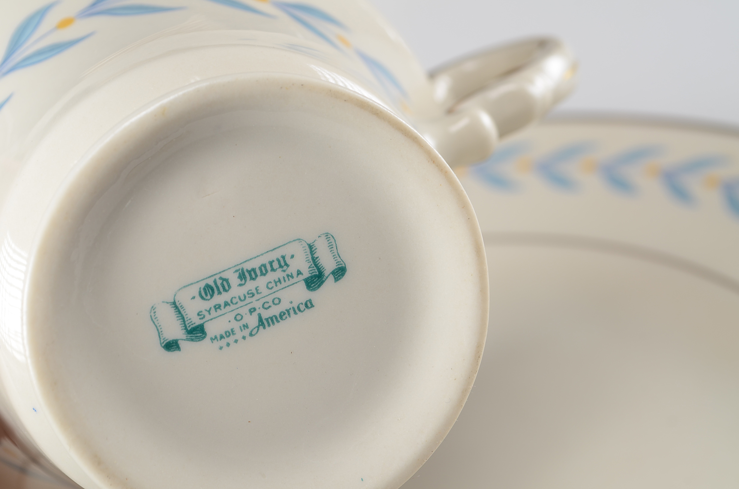 Set of Sherwood "Old Ivory" Tableware