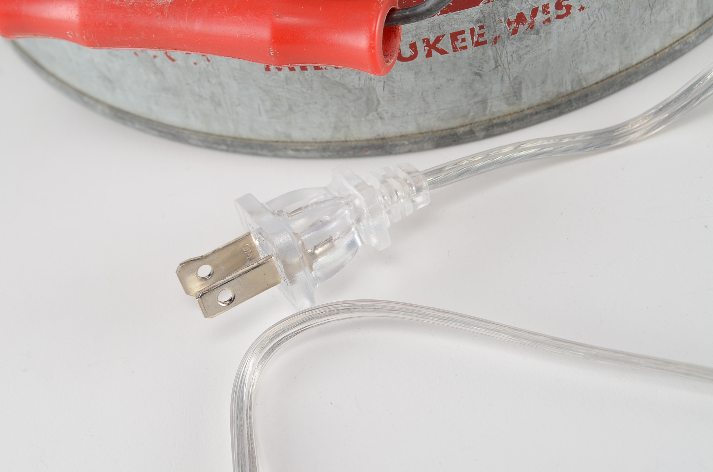 Repurposed Minnow Bucket Lamp