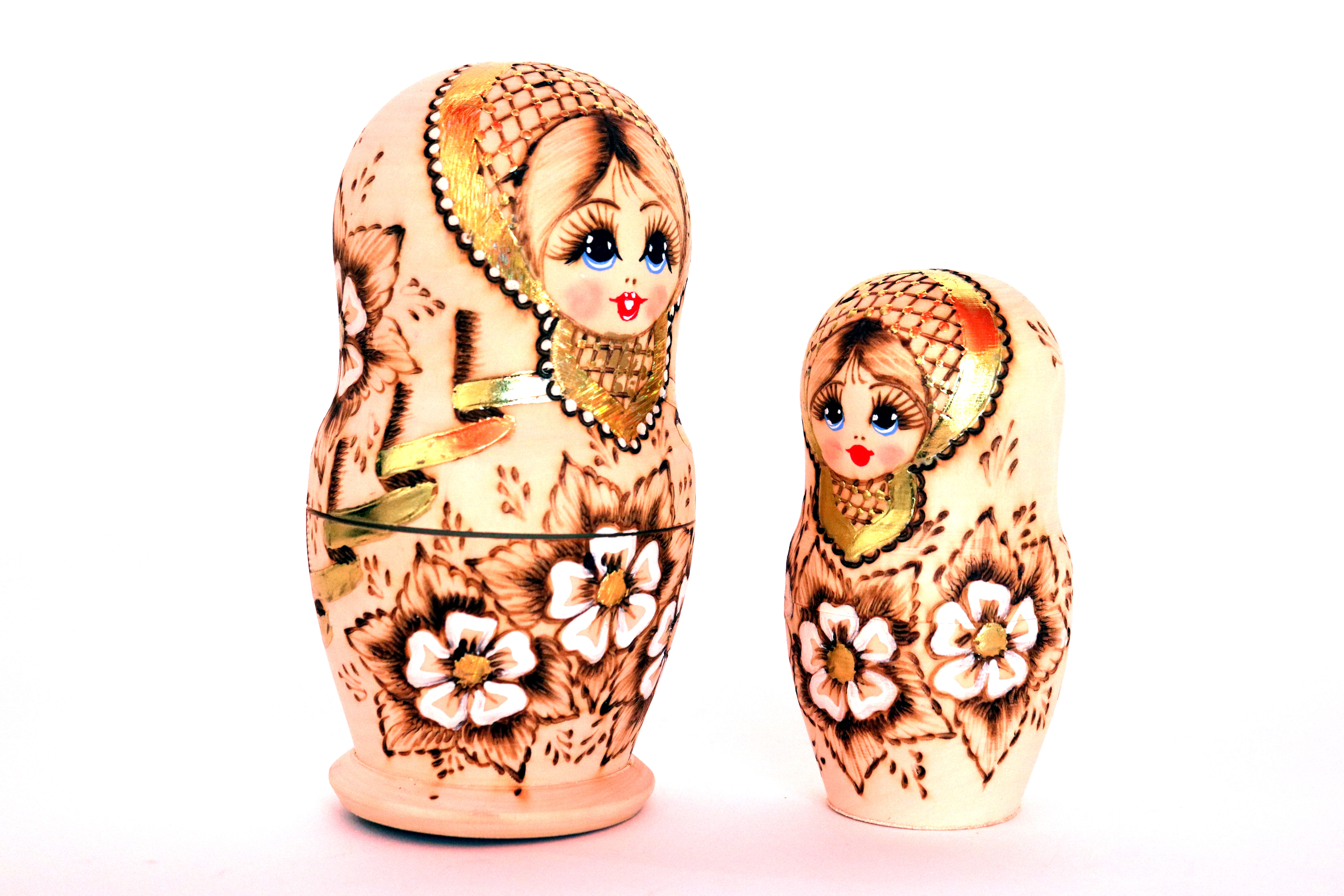 Pyrographed Five-Piece Gilt Matryoshka Doll Set