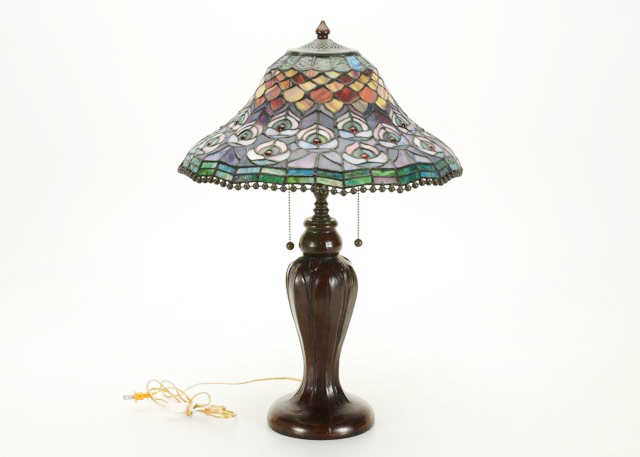 Tiffany-style Table lamp