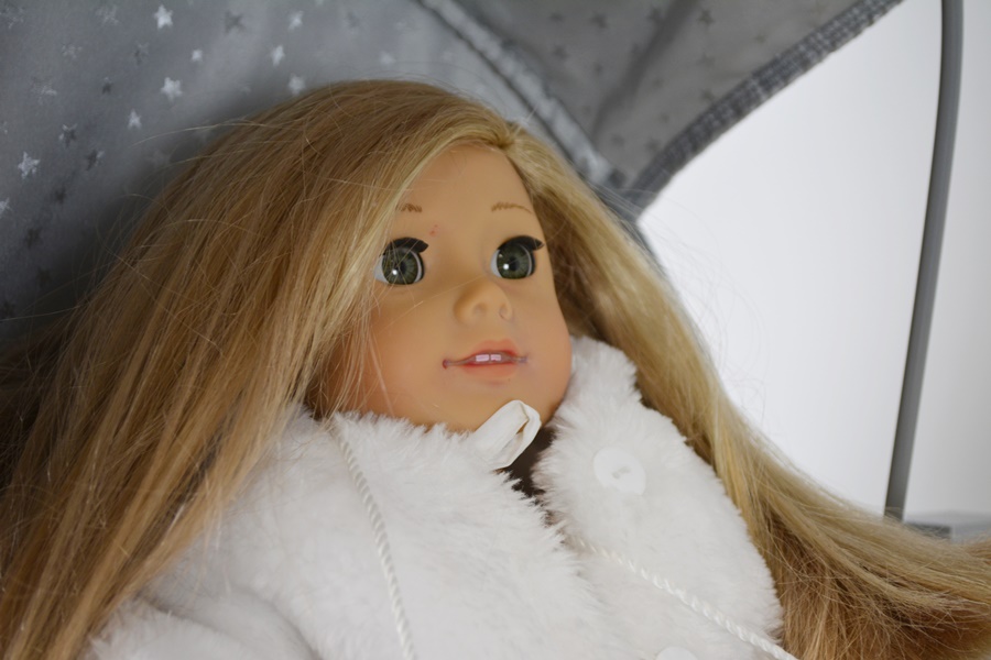 18" American Girl Doll "Isabelle" and Pretty City Carriage