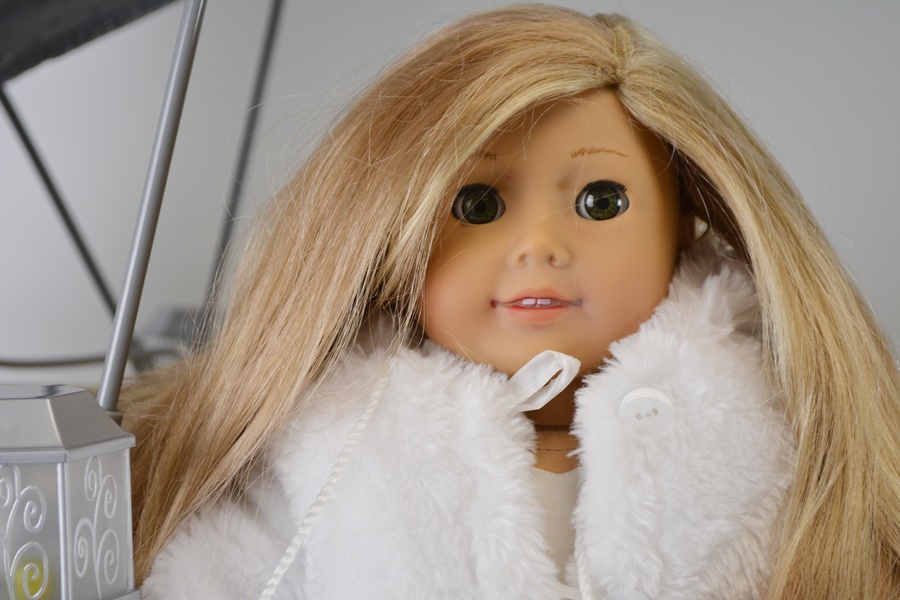 18" American Girl Doll "Isabelle" and Pretty City Carriage