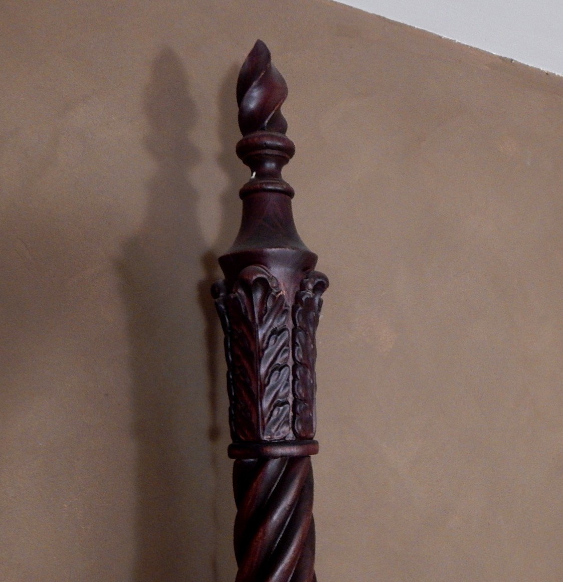 Thomasville Queen Four Poster Bed