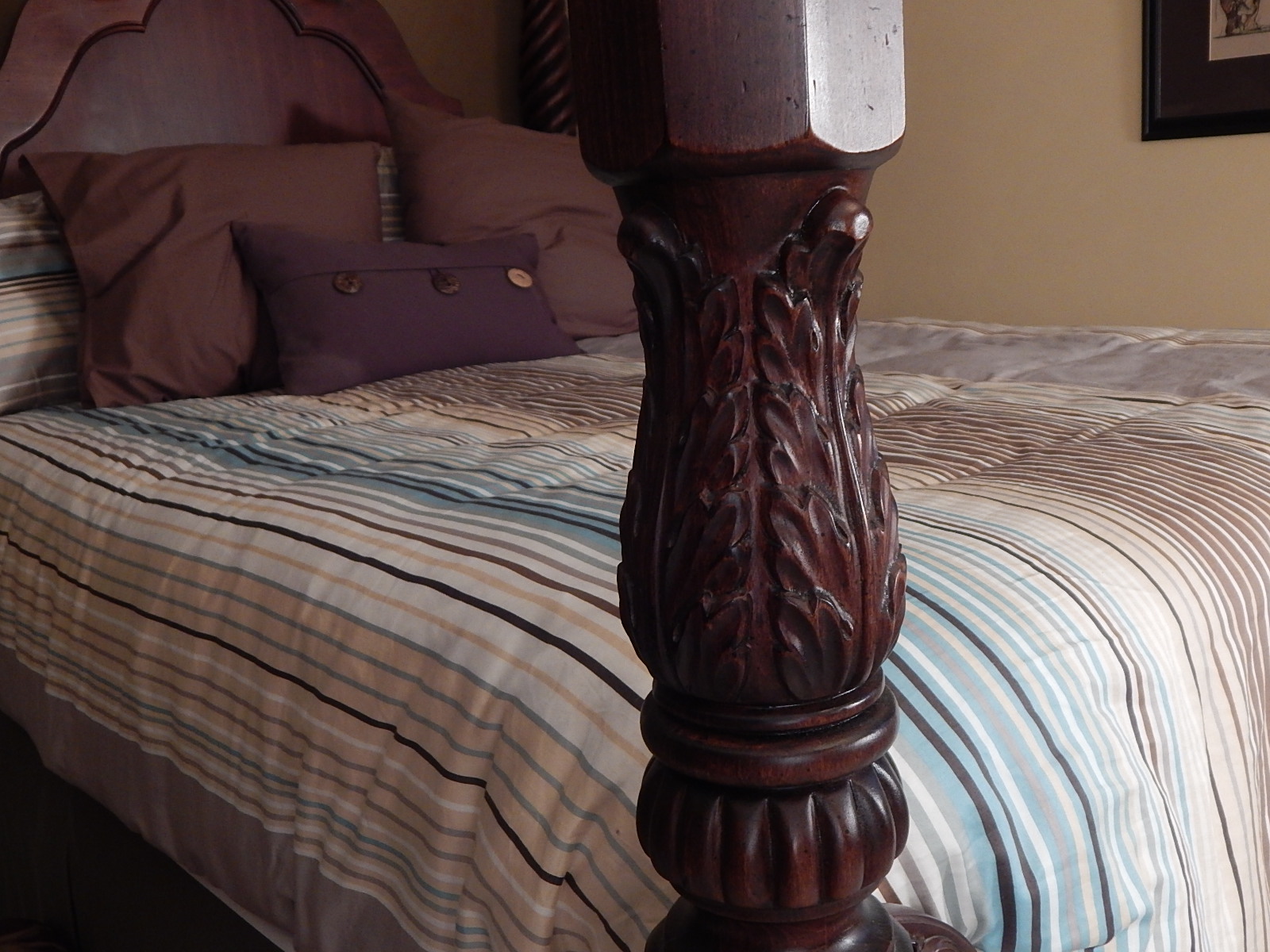 Thomasville Queen Four Poster Bed
