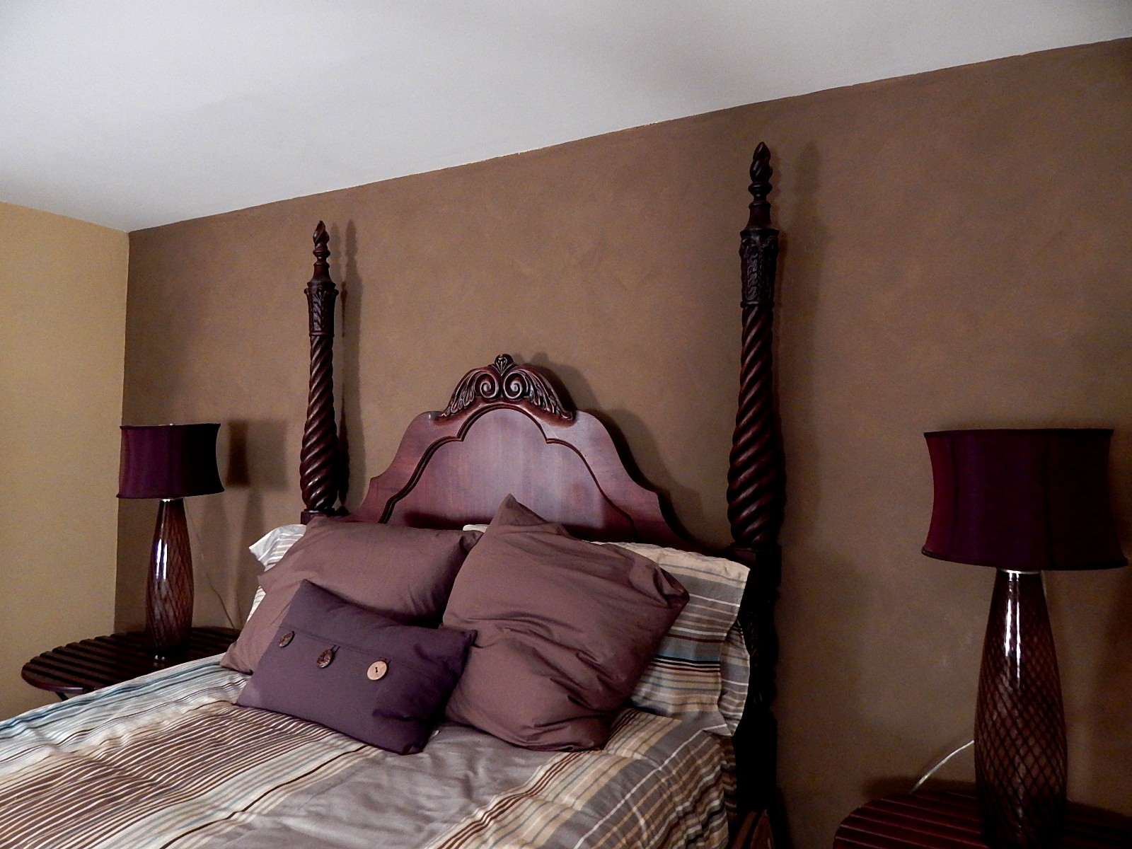 Thomasville Queen Four Poster Bed