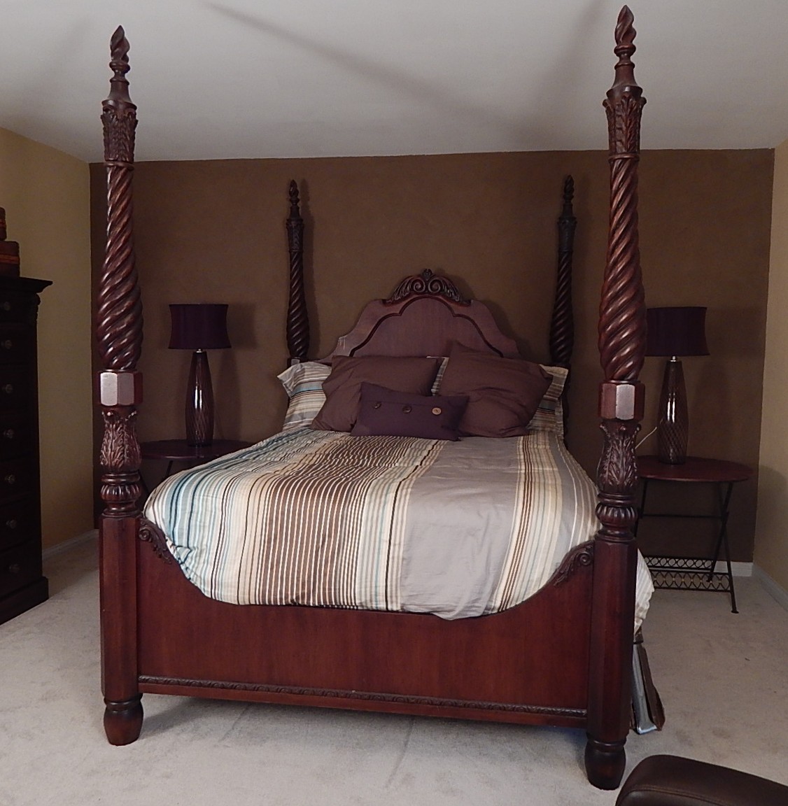 Thomasville Queen Four Poster Bed