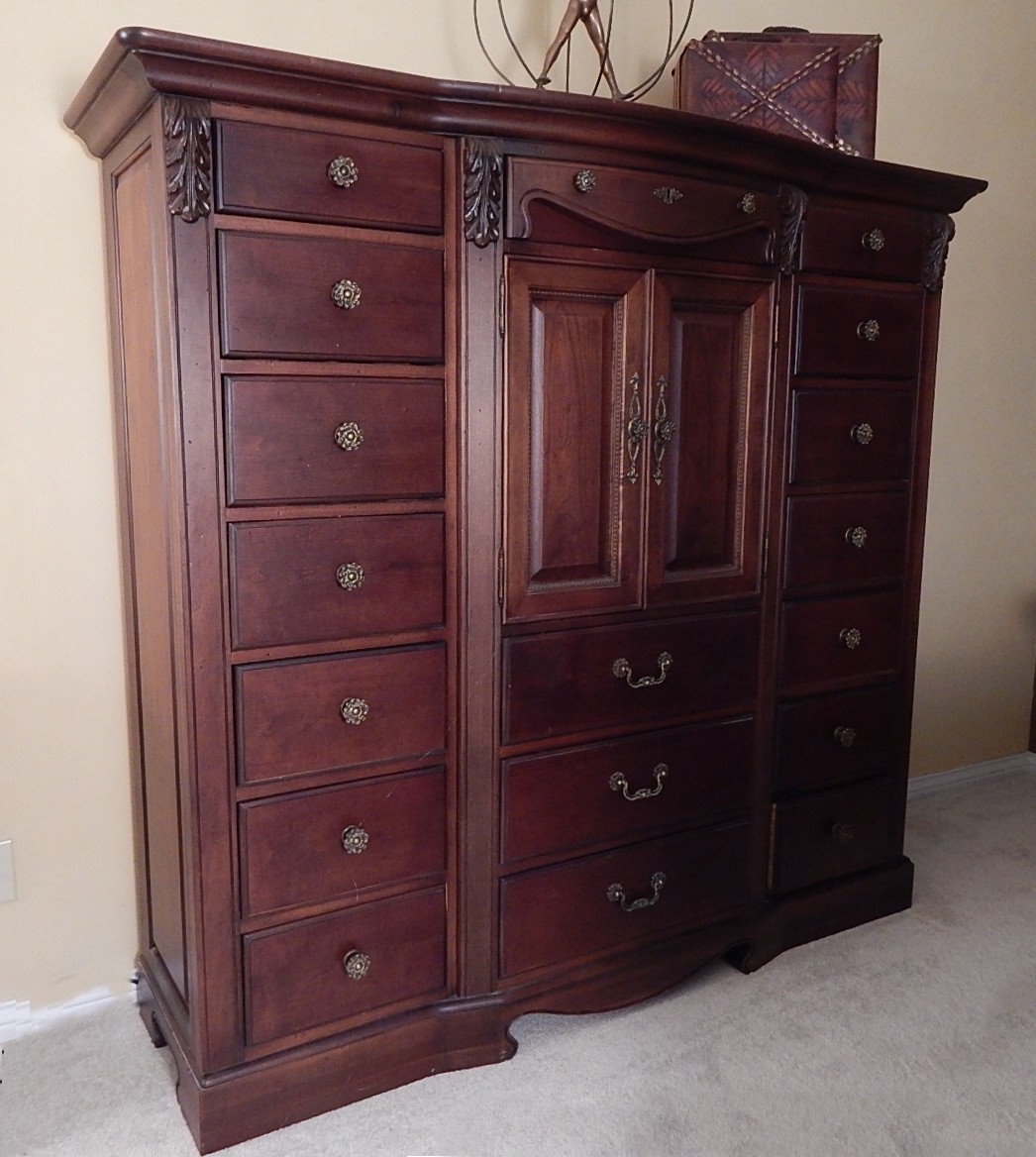 Thomasville Master Chest/Armoire