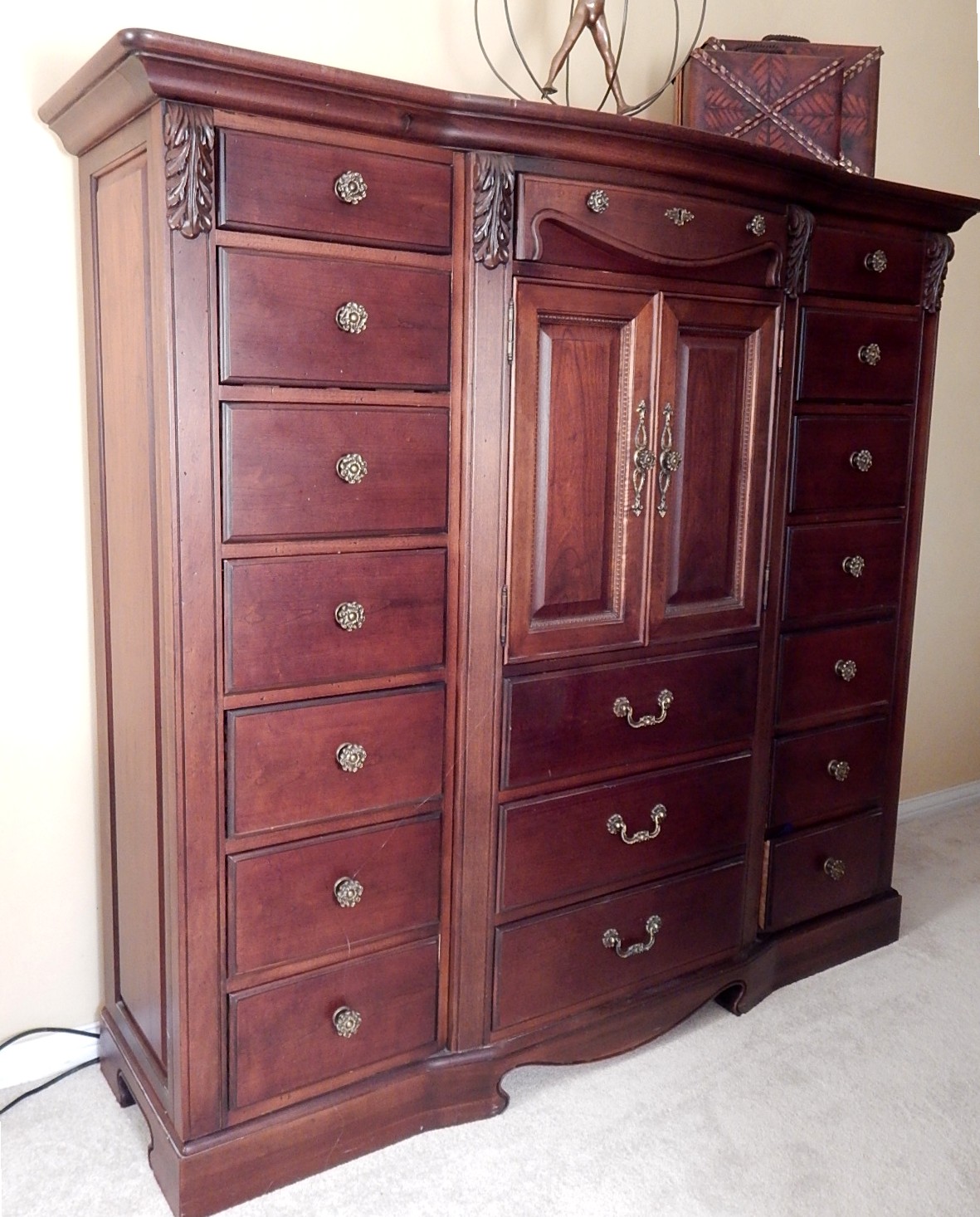 Thomasville Master Chest/Armoire