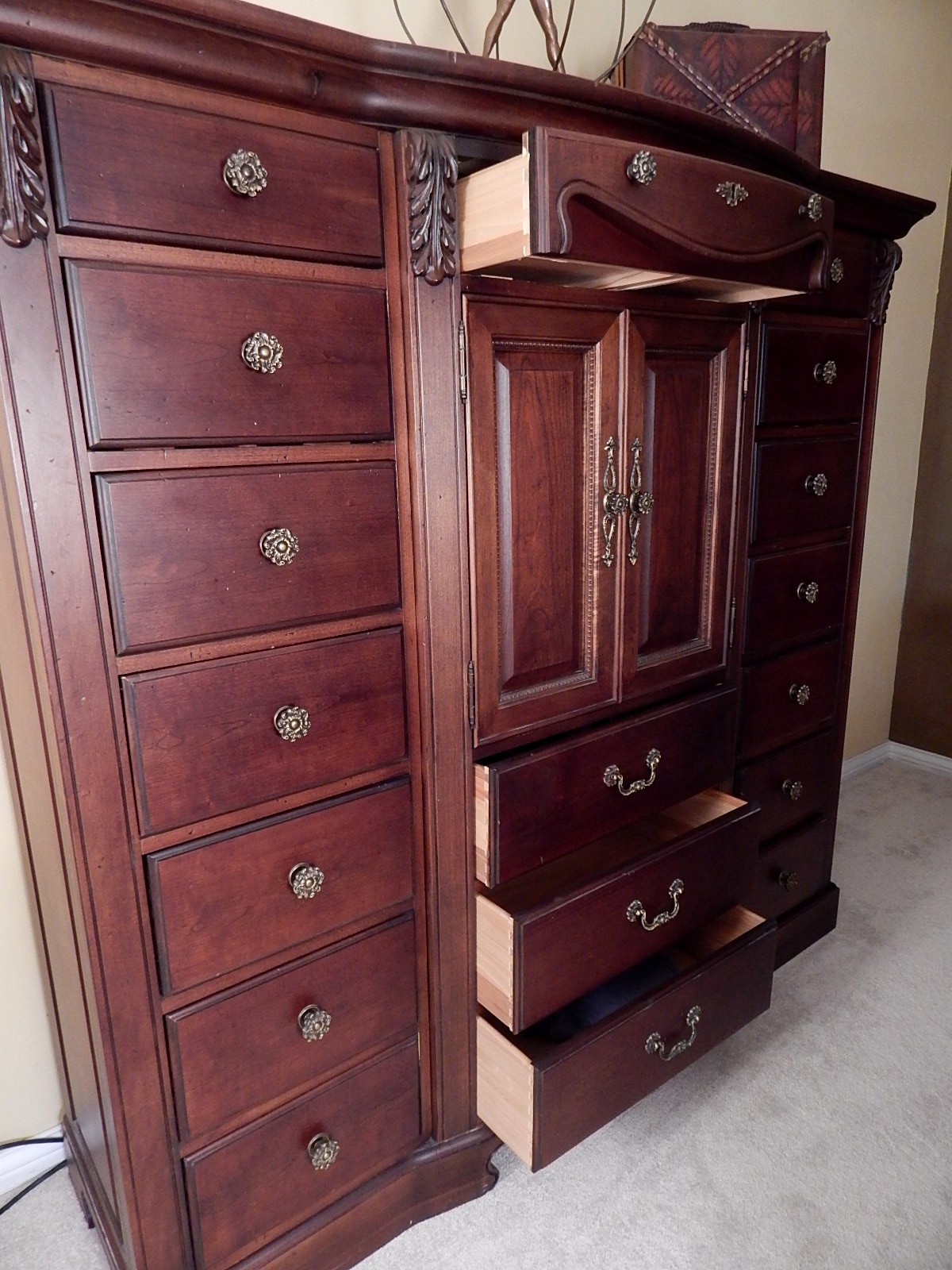 Thomasville Master Chest/Armoire