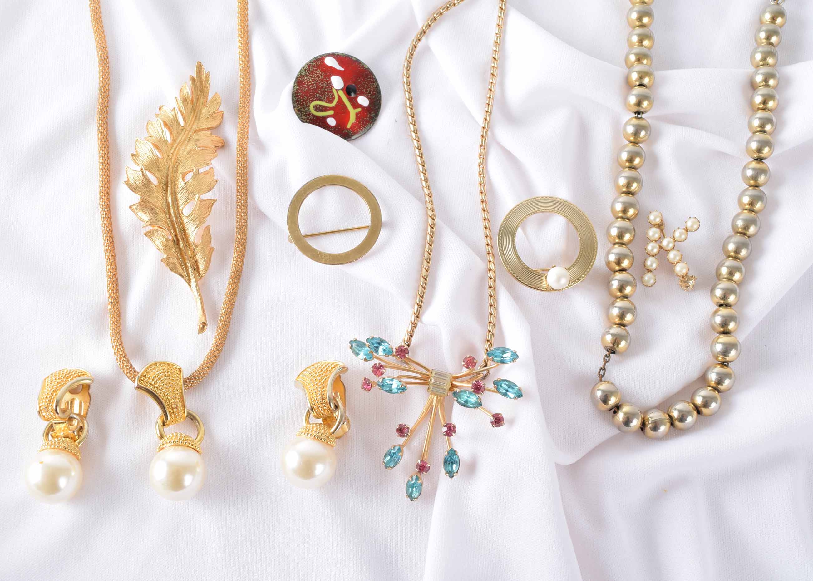 Vintage Jewelry Assortment